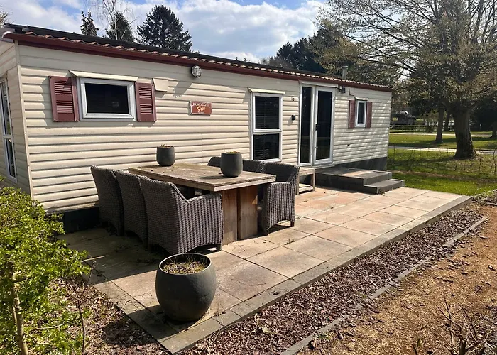 Шале The Rustic Retreat *